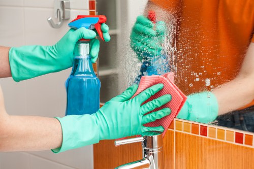 Professional oven cleaning for a Tooting home kitchen