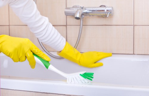 Final complaint closure and record keeping for a cleaning service