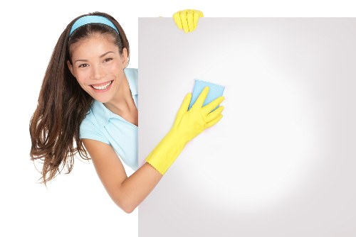 Kitchen and bathroom deep cleaning in Tooting